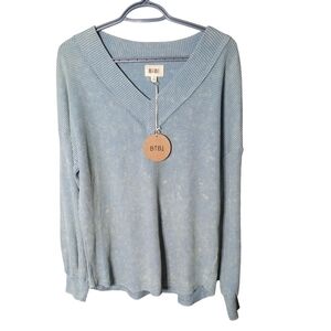 NWT BiBi Waffle Knit Women's V Neck Raw Seam Detail Blue Size Small Relaxed‎